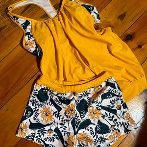 Women’s 2 Piece Shorts Swimsuit Bathing Suit 🌻